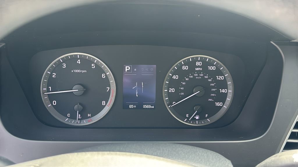 Used 2017 Hyundai Sonata SE w/ Winter Weather Package FWD image 16