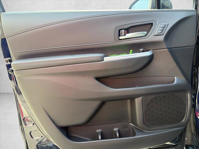 New 2026 Toyota Sienna Platinum AWD/4WD image 11