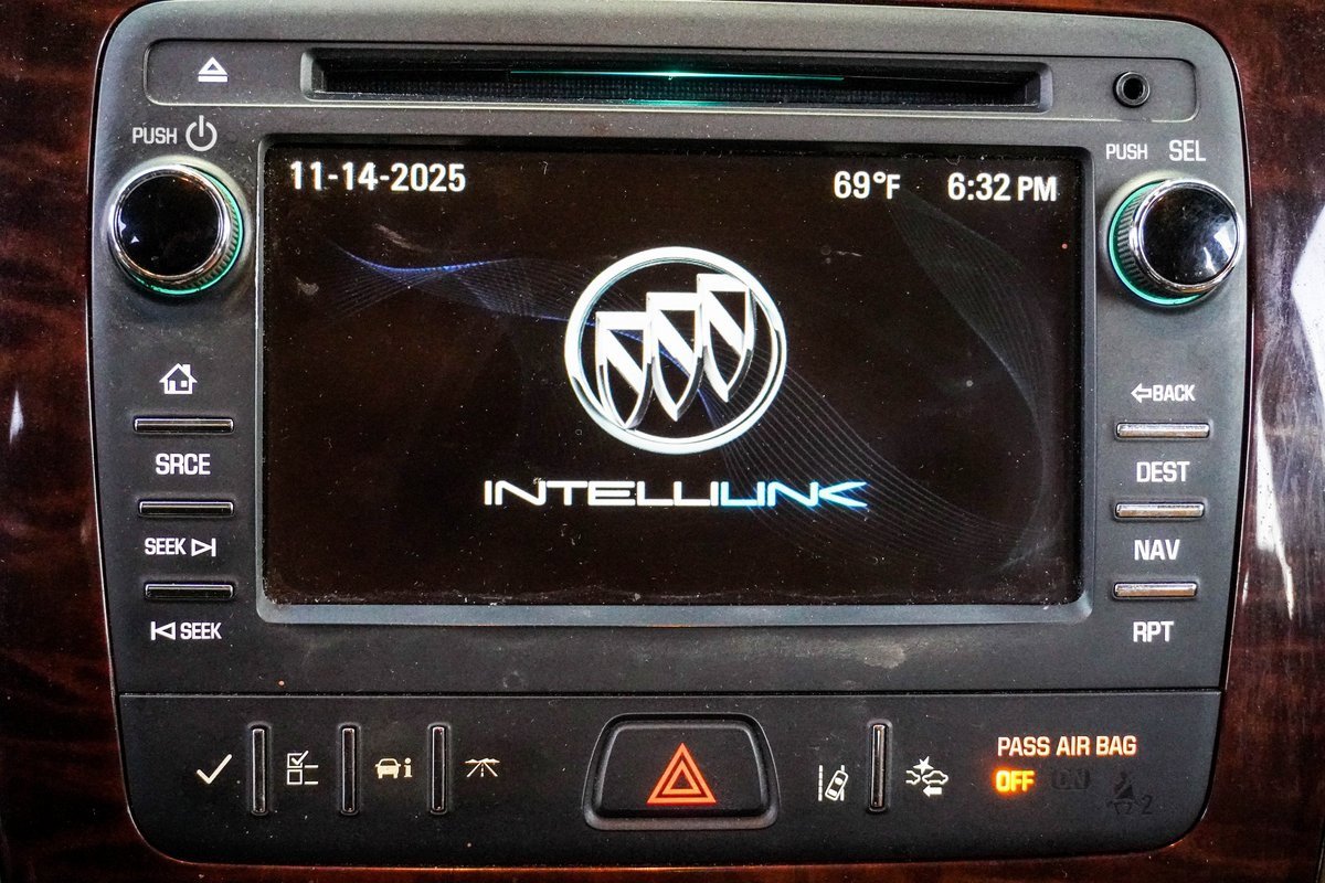 Used 2015 Buick Enclave Premium image 28