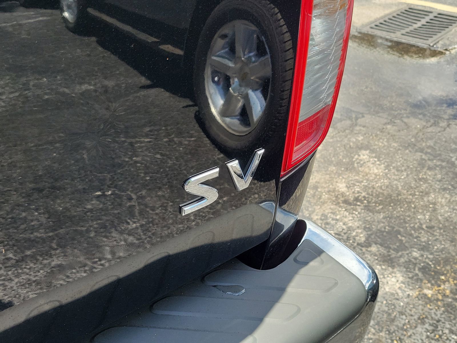 Used 2014 Nissan Frontier SV RWD image 8