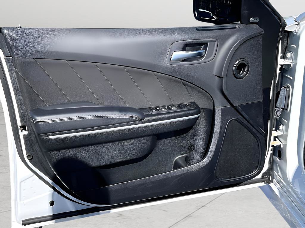 Used 2023 Dodge Charger Scat Pack w/ Navigation & Travel Group image 17