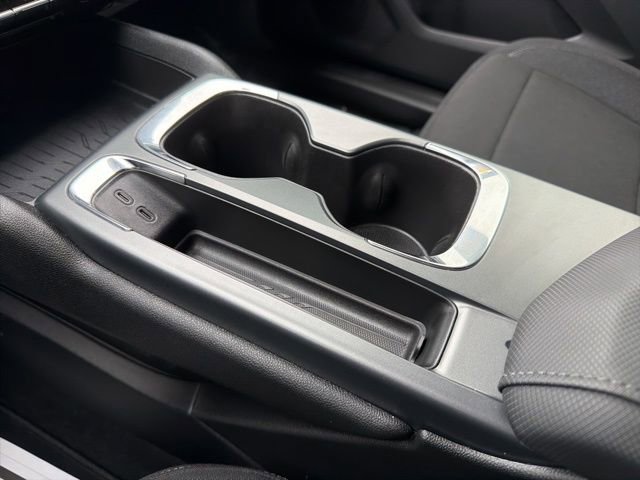 Used 2026 Chevrolet Equinox EV LT image 31