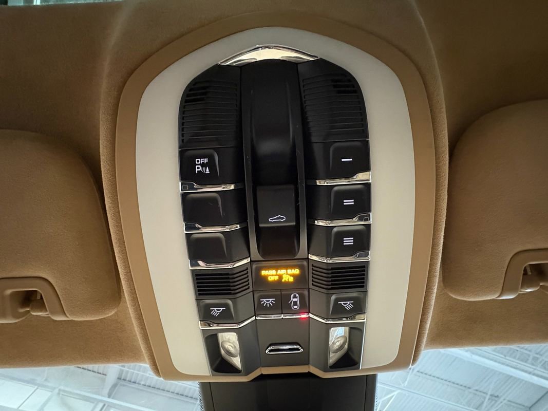 Used 2015 Porsche Panamera GTS w/ Premium Package Plus image 29