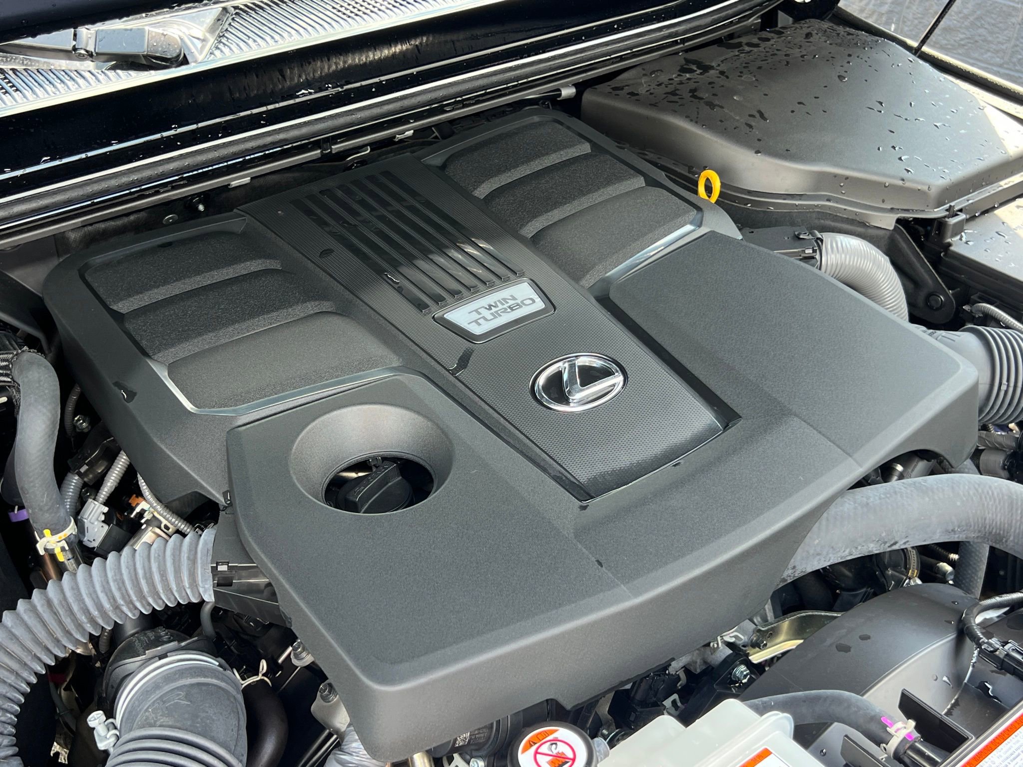 Used 2024 Lexus GX 550 w/ Accessory Package (2T) AWD/4WD image 41
