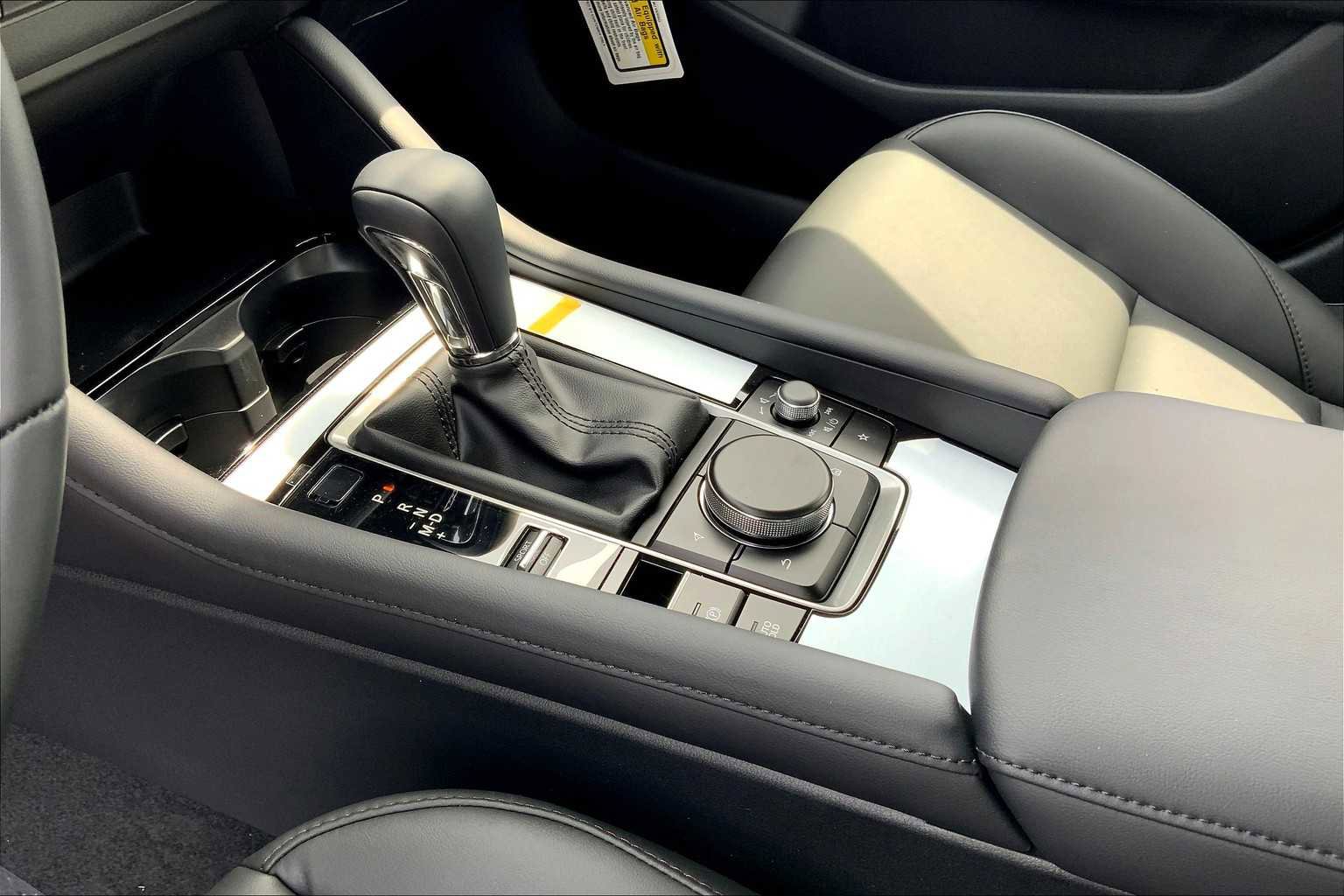 New 2025 MAZDA MAZDA3 s image 10