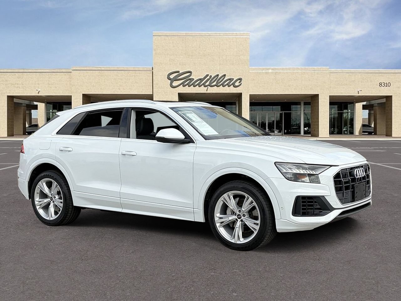 Used 2023 Audi Q8 Premium AWD/4WD image 3