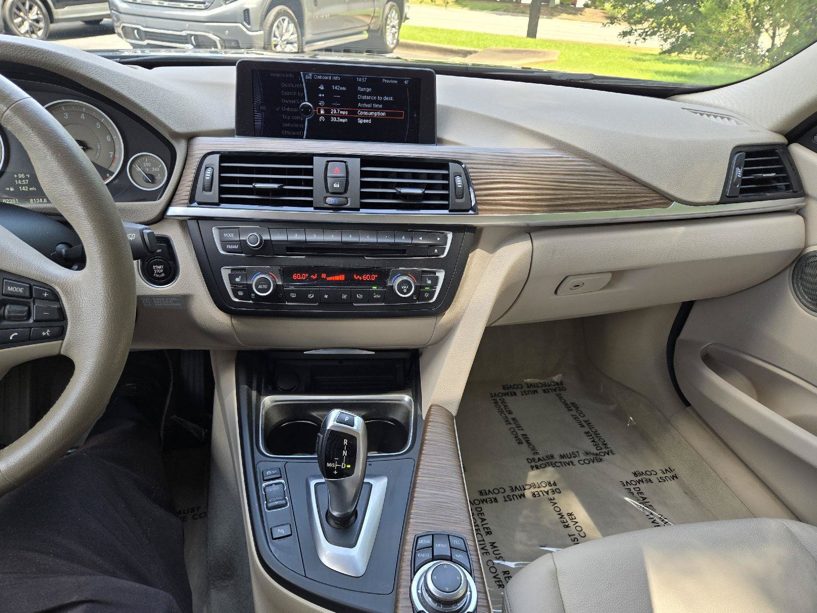 Used 2012 BMW 328i Sedan RWD image 18
