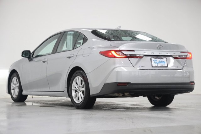 Used 2025 Toyota Camry LE FWD image 12
