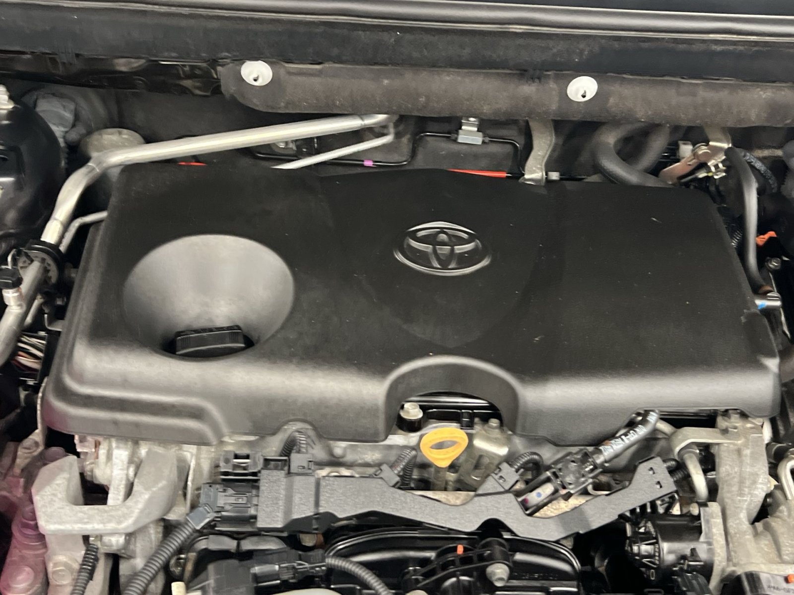 Used 2019 Toyota RAV4 XLE w/ Carpet Mat Package AWD/4WD image 25