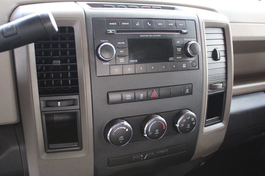 Used 2012 RAM 2500 ST w/ Chrome Accents Group AWD/4WD image 11