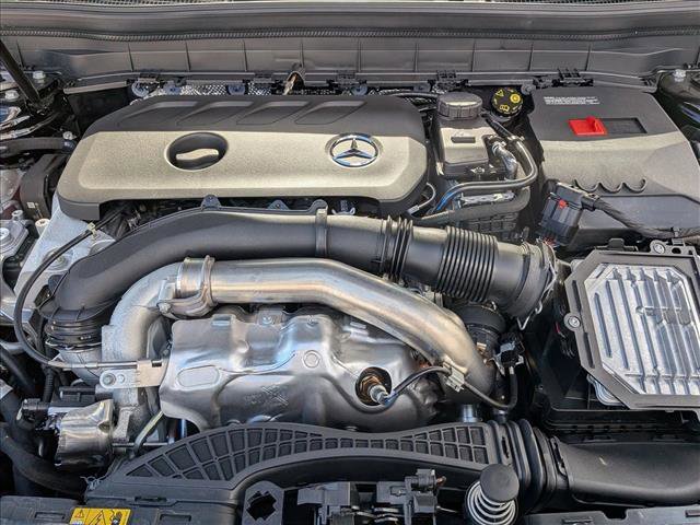 New 2026 Mercedes-Benz GLB 250 4MATIC image 17