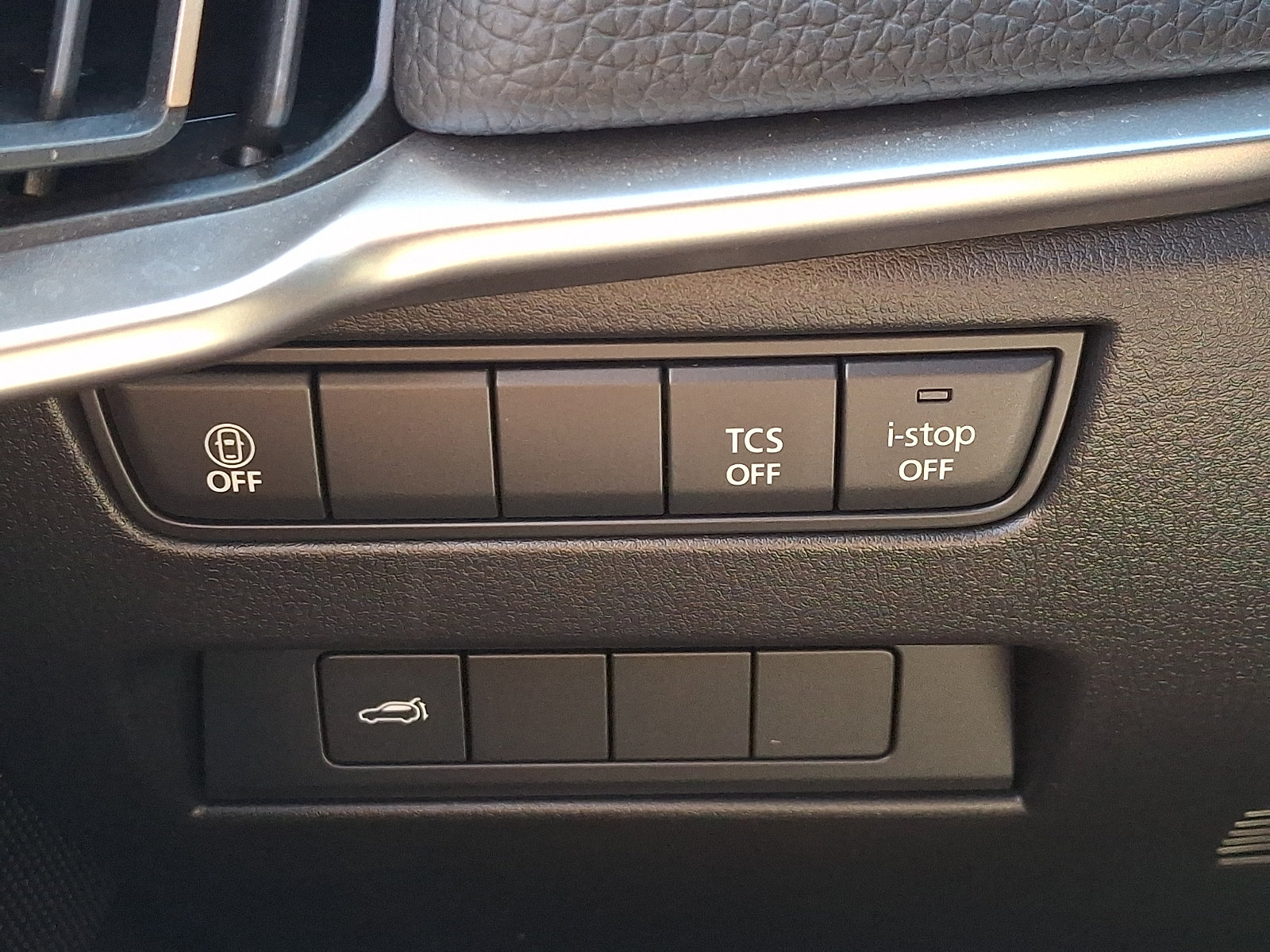 Used 2024 MAZDA CX-90 3.3 Turbo w/ Preferred Package AWD/4WD image 27