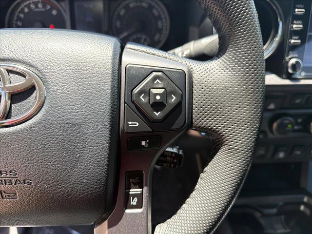 Used 2020 Toyota Tacoma TRD Off-Road w/ TRD Premium Off Road Package AWD/4WD image 16