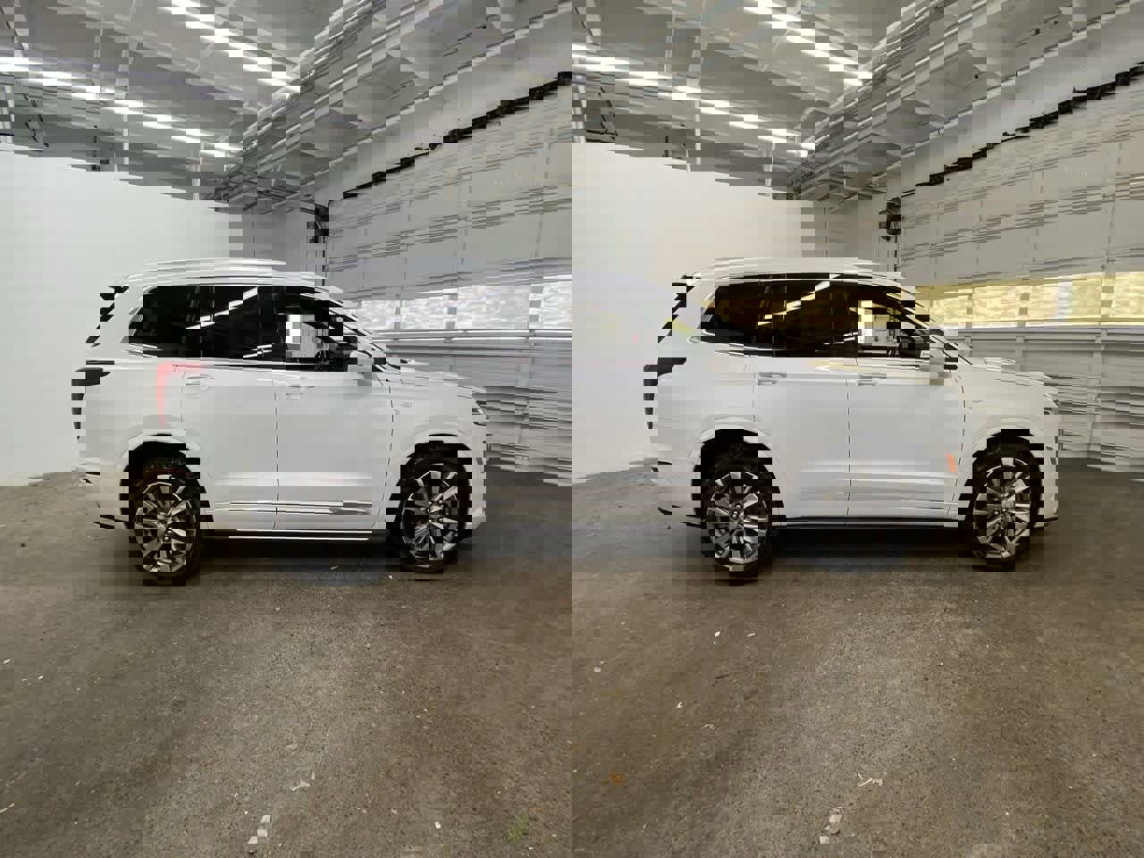 Used 2020 Cadillac XT6 Premium Luxury w/ Platinum Package image 7