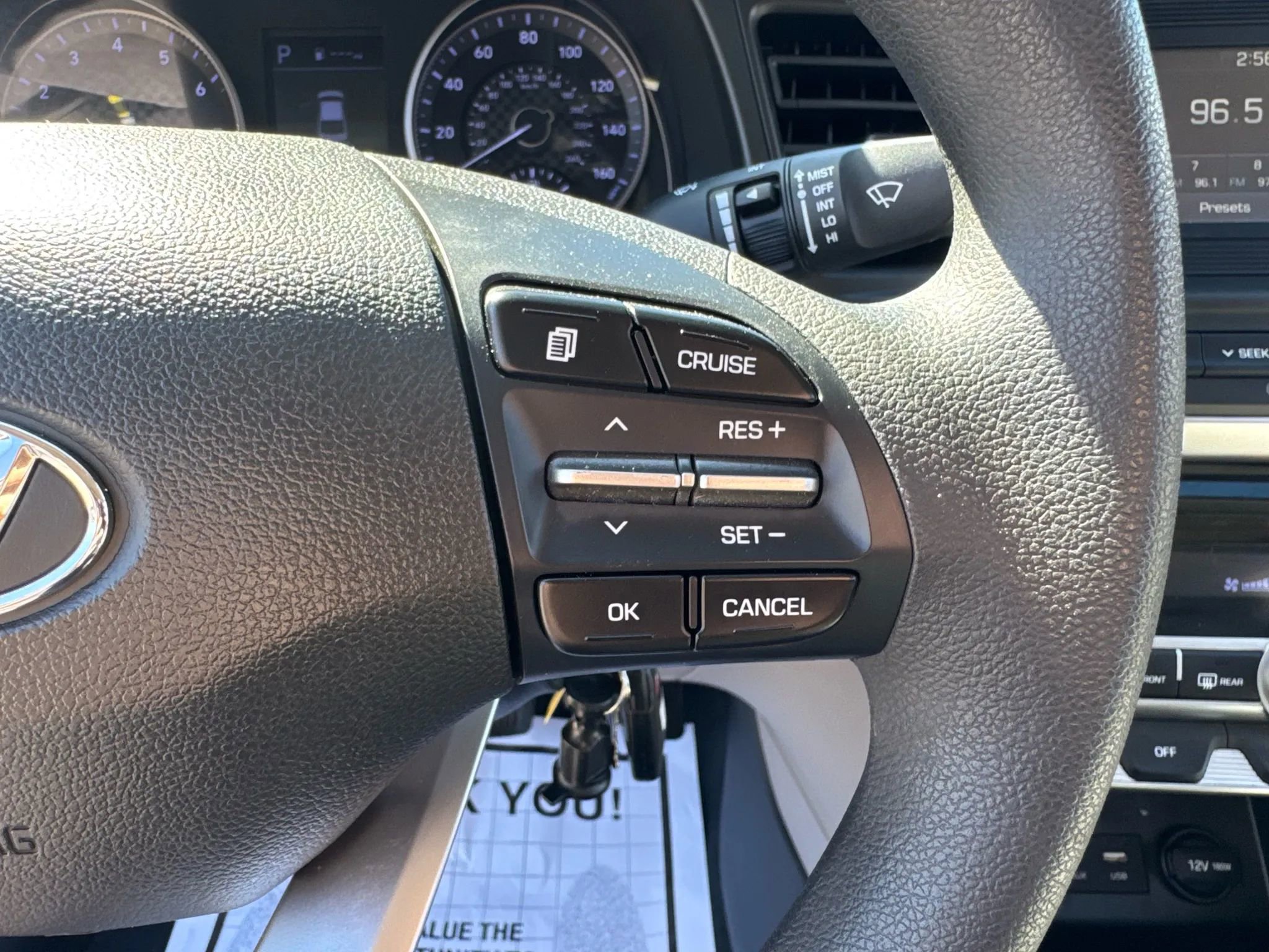 Used 2020 Hyundai Elantra SE image 46