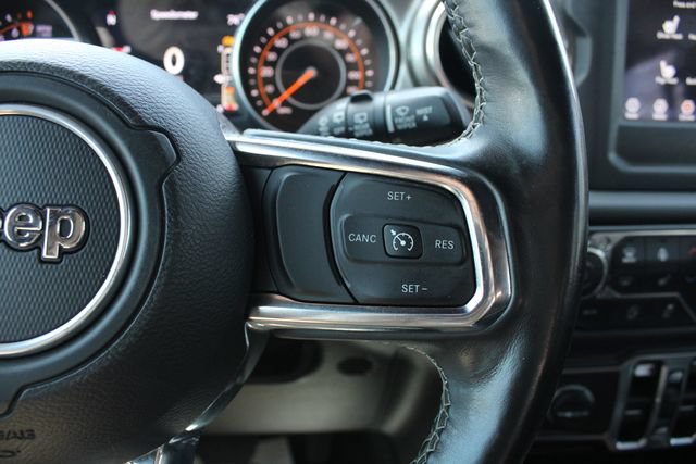 Used 2018 Jeep Wrangler Unlimited Sahara w/ Cold Weather Group AWD/4WD image 11