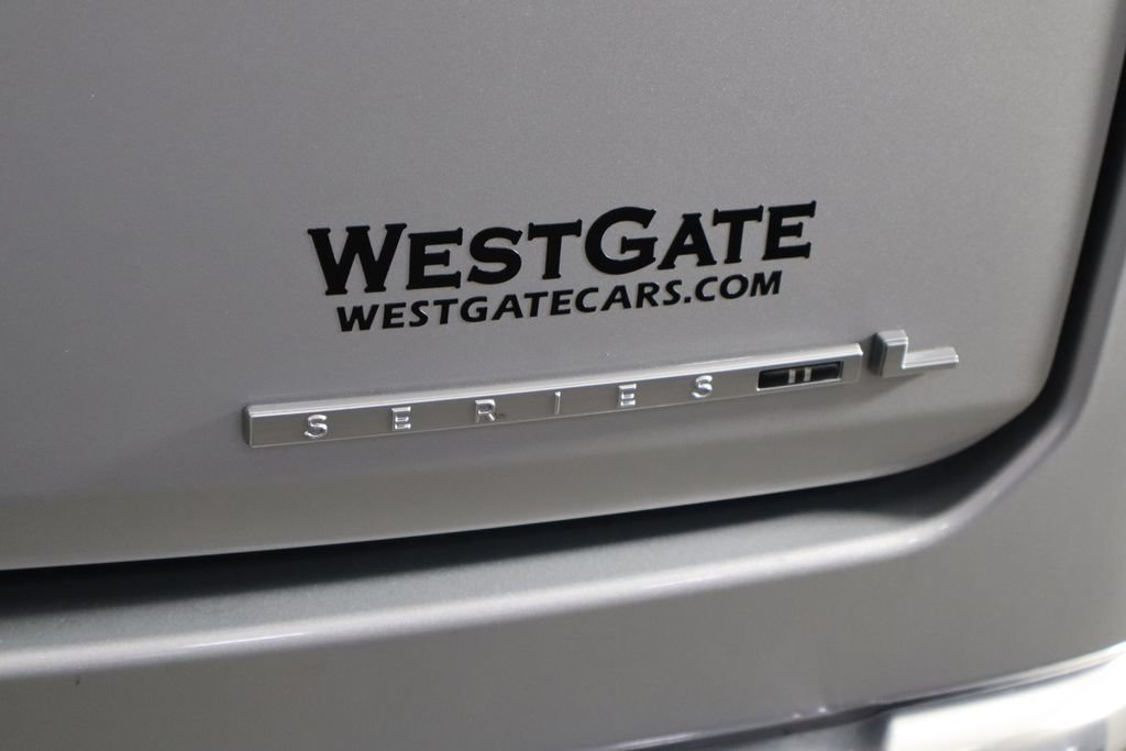 Used 2023 Jeep Grand Wagoneer L Series II w/ Premium Group II AWD/4WD image 57