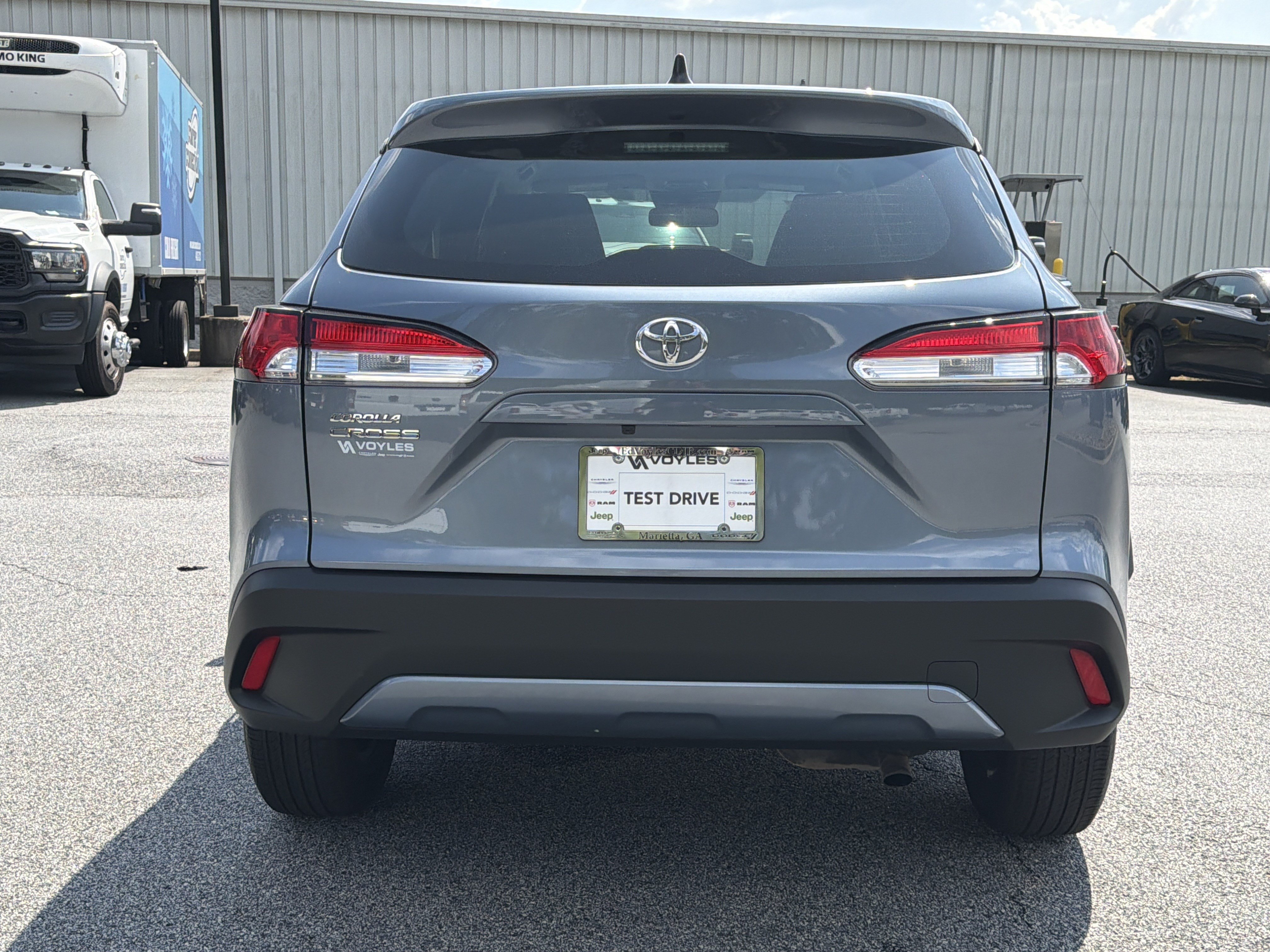 Used 2025 Toyota Corolla Cross L FWD image 7
