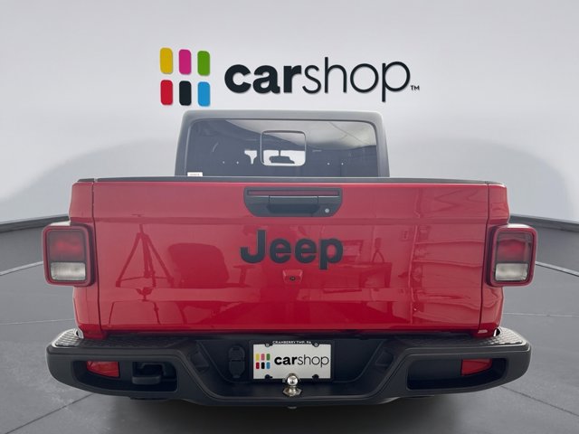 Used 2022 Jeep Gladiator Sport AWD/4WD image 4