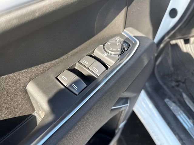 New 2026 GMC Sierra 1500 SLE image 17