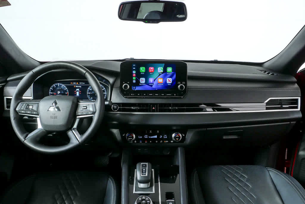 Used 2024 Mitsubishi Outlander SEL Black Edition image 17