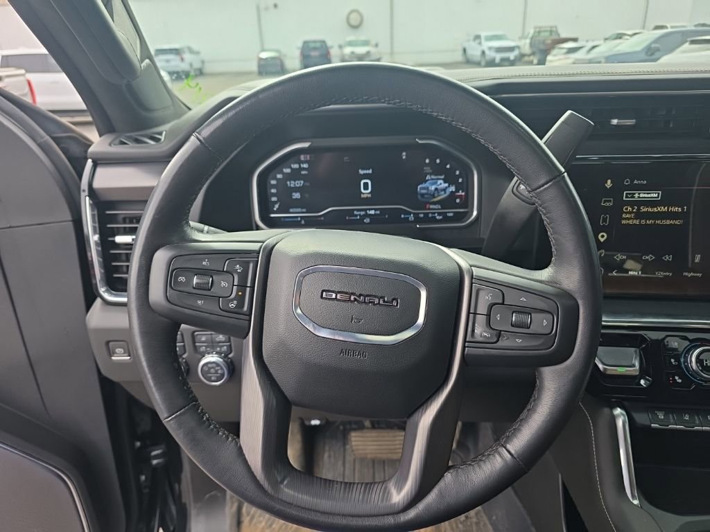 Used 2024 GMC Sierra 2500 Denali Ultimate image 17