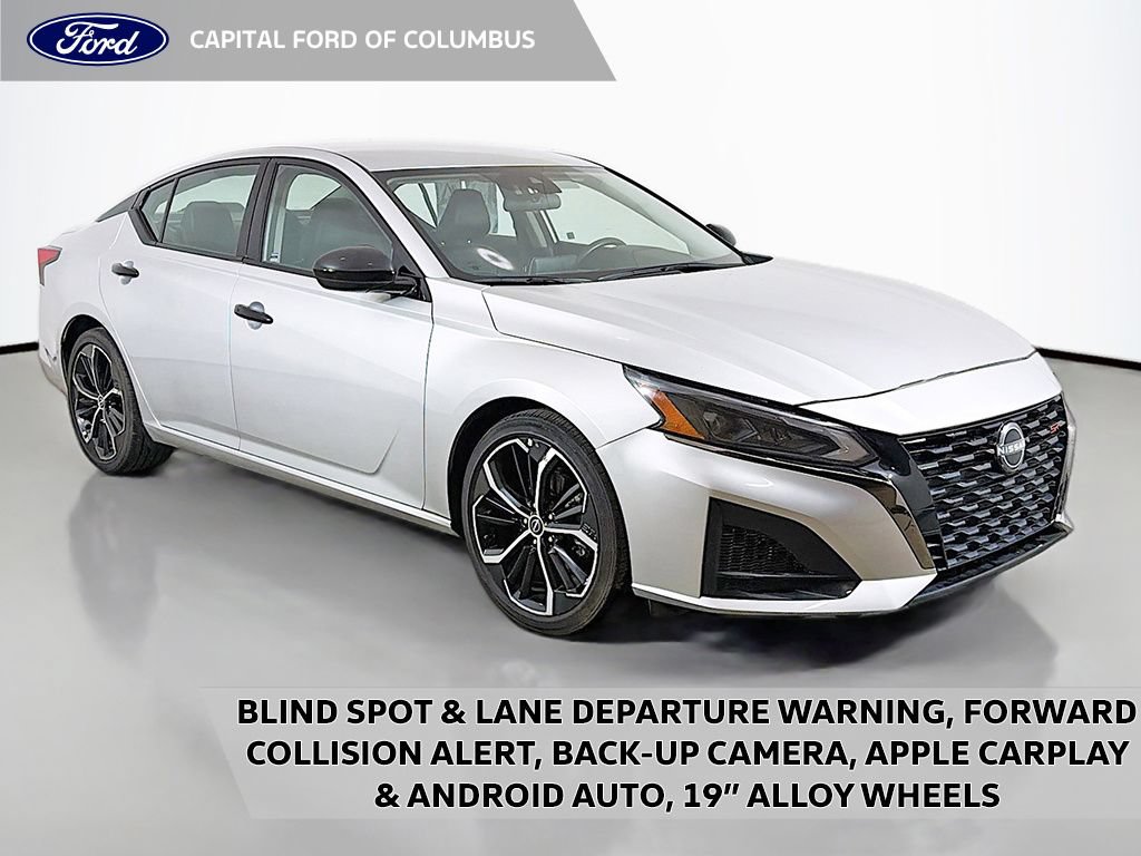 Used 2023 Nissan Altima 2.5 SR