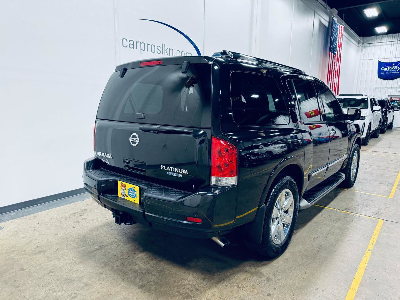 Used 2014 Nissan Armada Platinum w/ 2nd Row Captain Seat Package image 7