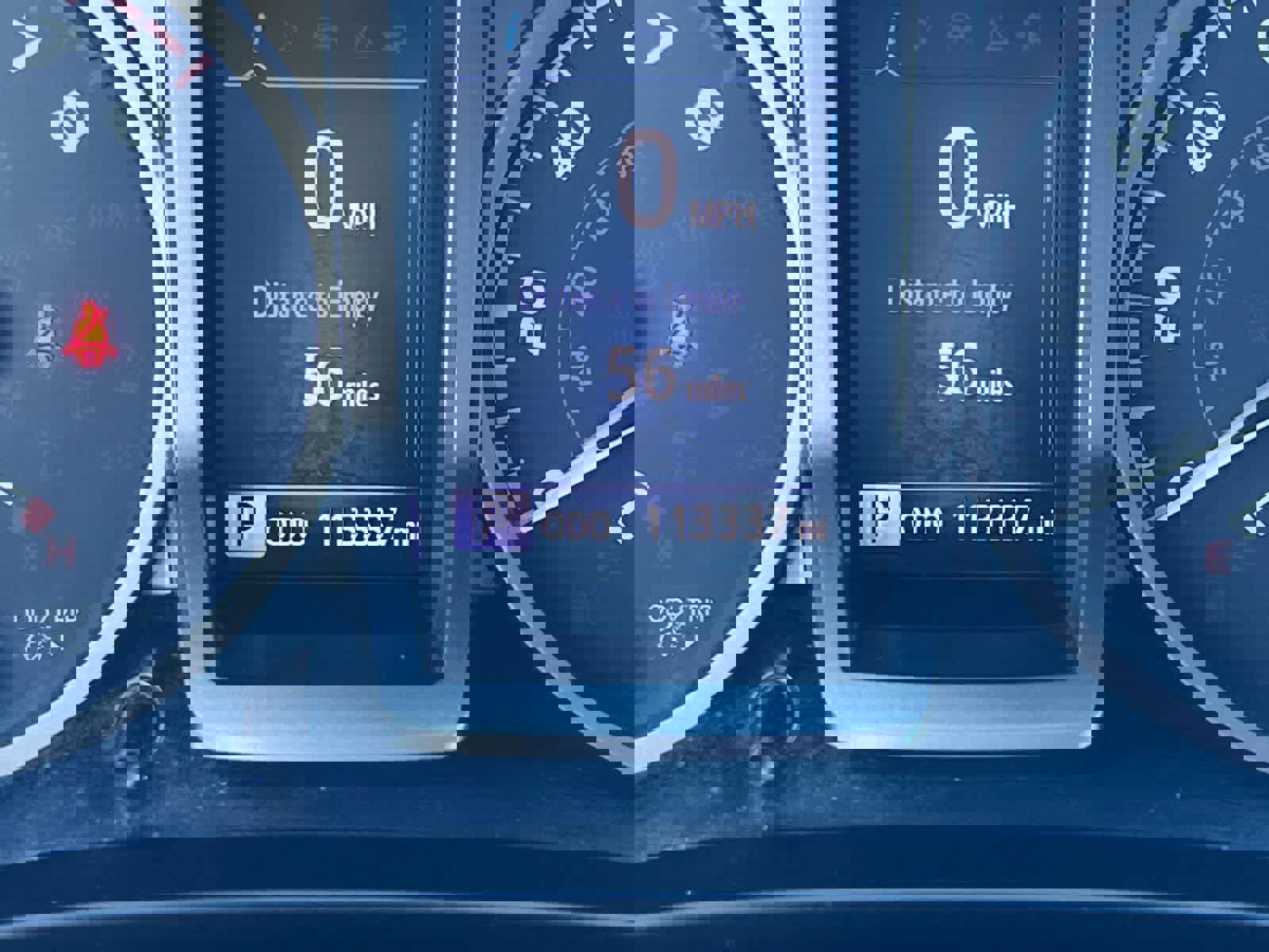 Used 2016 Toyota Tacoma SR5 w/ SR5 Appearance Package (SN) image 24