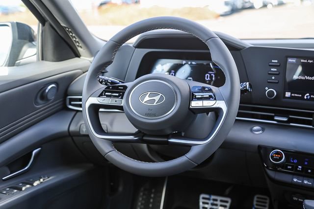 New 2026 Hyundai Elantra Sport FWD image 18