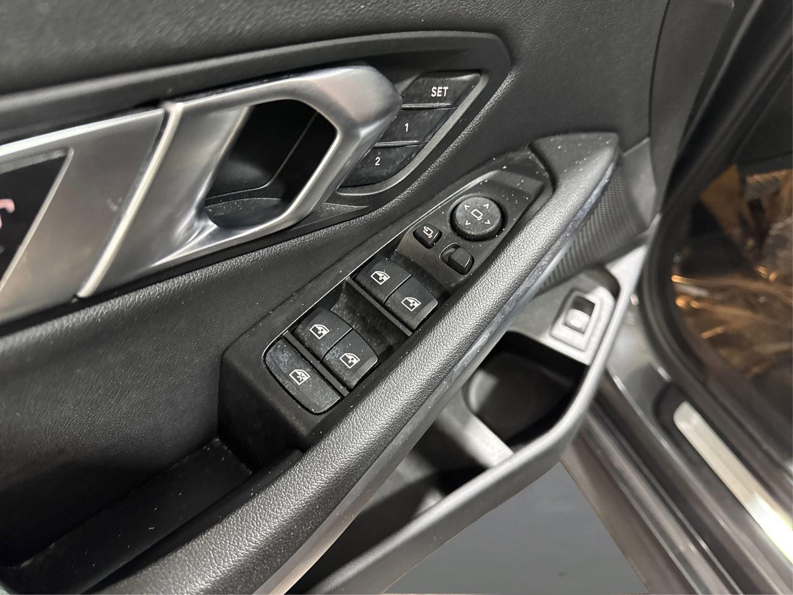 Used 2019 BMW 330i xDrive Sedan w/ Convenience Package image 30