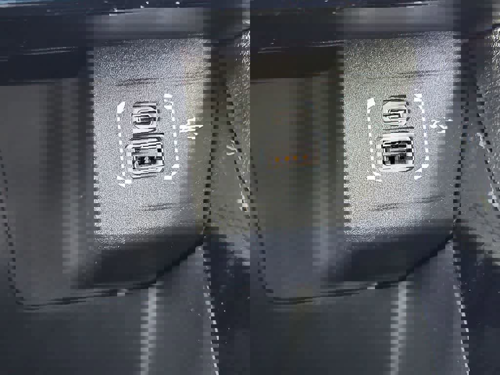 Used 2022 Jeep Compass Limited image 30