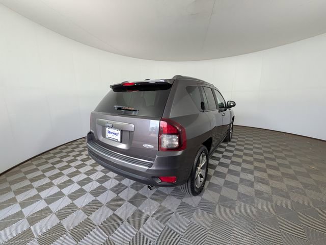 Used 2017 Jeep Compass High Altitude AWD/4WD image 3