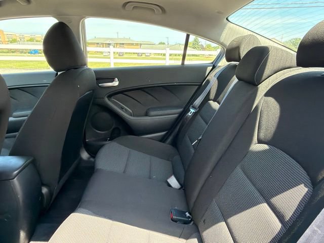 Used 2017 Kia Forte LX FWD image 18
