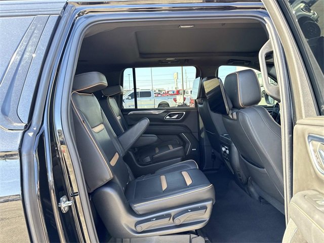 Used 2021 GMC Yukon XL AT4 w/ Rear Media and Nav Package image 16