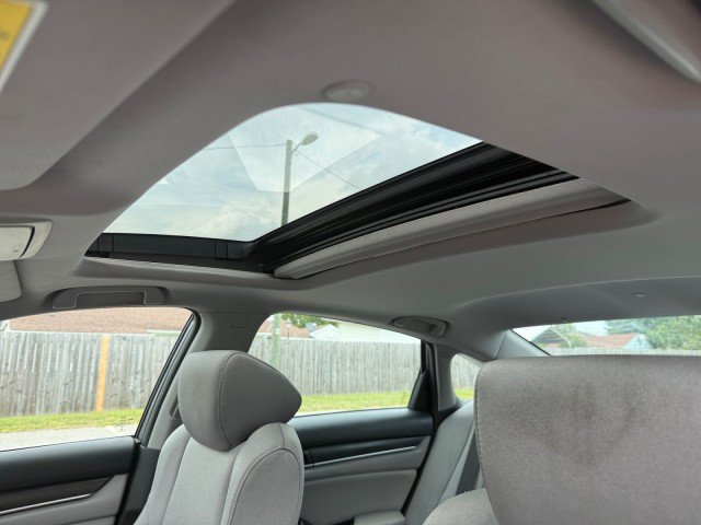 Used 2020 Honda Accord EX image 4