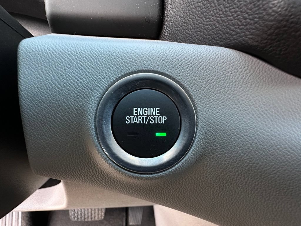 Used 2023 GMC Terrain SLE AWD/4WD image 34