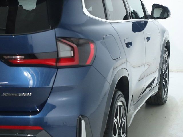 Used 2025 BMW X1 xDrive28i w/ Technology Package image 50