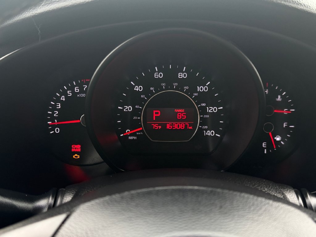 Used 2014 Kia Soul + w/ Audio Package FWD image 21
