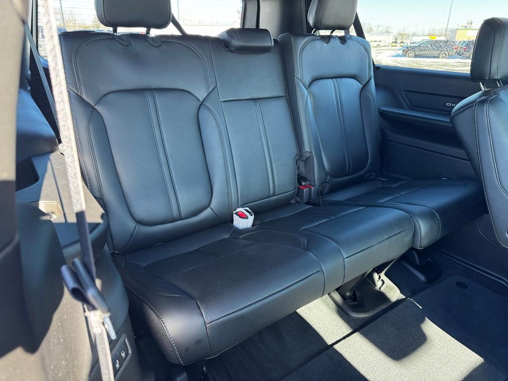 New 2026 Jeep Grand Wagoneer L Limited image 18