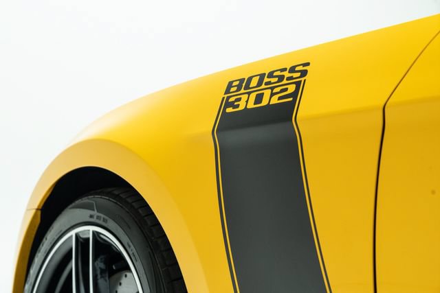 Used 2013 Ford Mustang Boss 302 w/ Boss 302 Accessory Pkg RWD image 22