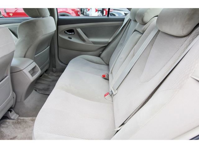 Used 2010 Toyota Camry image 12