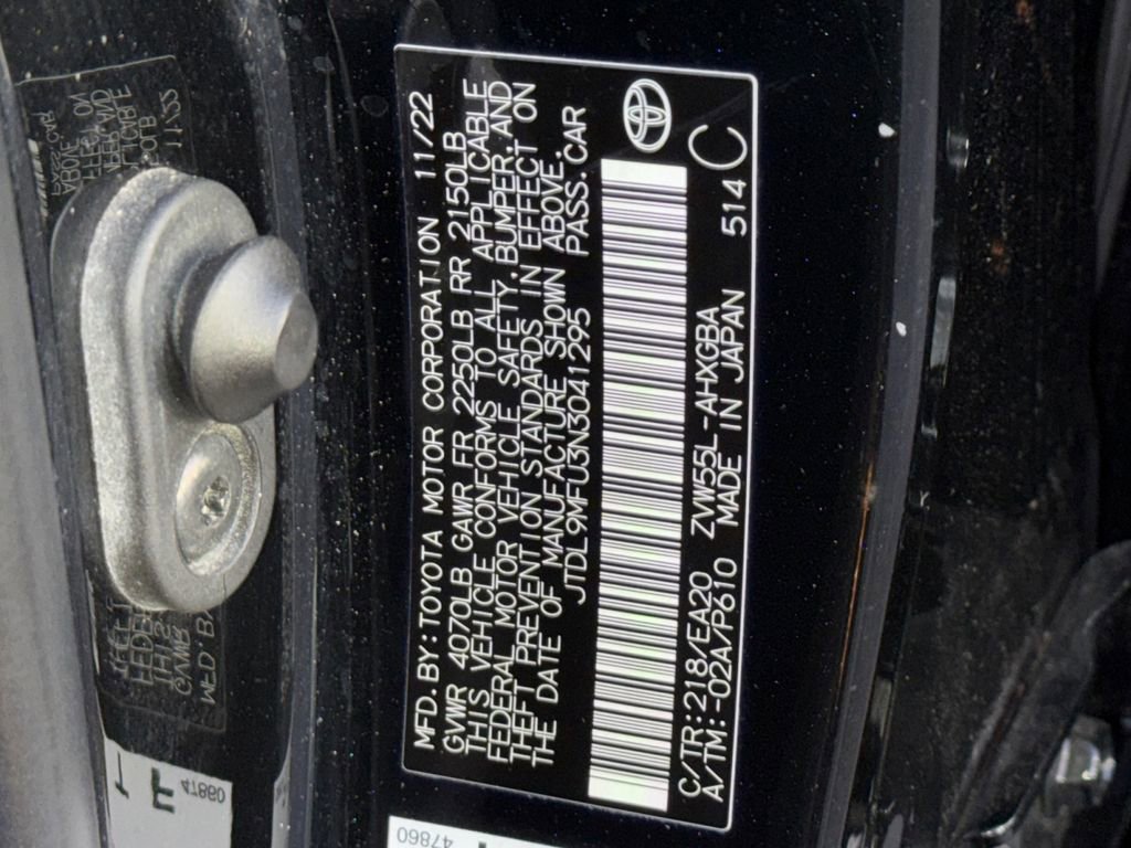 Used 2022 Toyota Prius XLE image 26