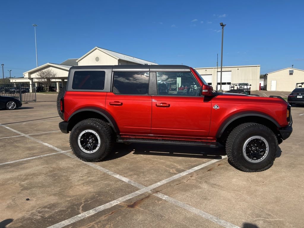 Used 2024 Ford Bronco Outer Banks w/ Sasquatch Package image 4