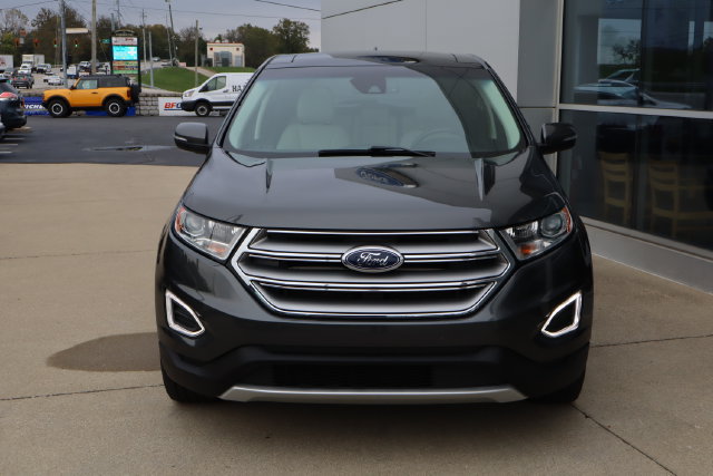 Used 2018 Ford Edge Titanium w/ Equipment Group 301A AWD/4WD image 6