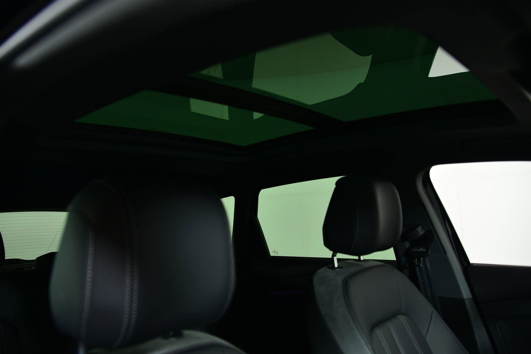 Certified 2024 Audi Q4 e-tron Prestige w/ Black Optic Package image 14