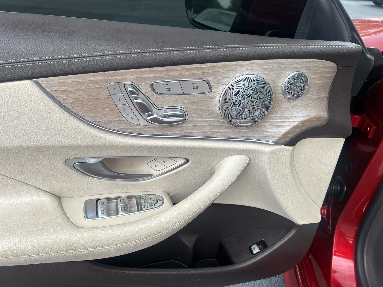 Used 2018 Mercedes-Benz E 400 Coupe image 11