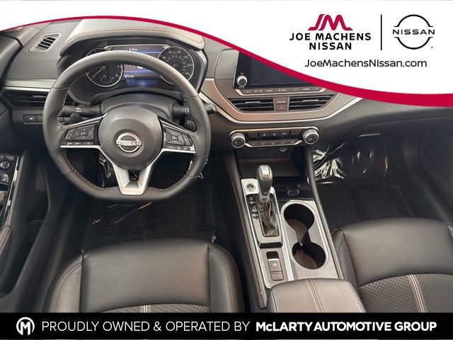 Used 2025 Nissan Altima 2.5 SR image 22