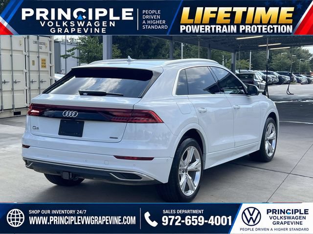 Used 2023 Audi Q8 Premium w/ Convenience Package AWD/4WD image 9