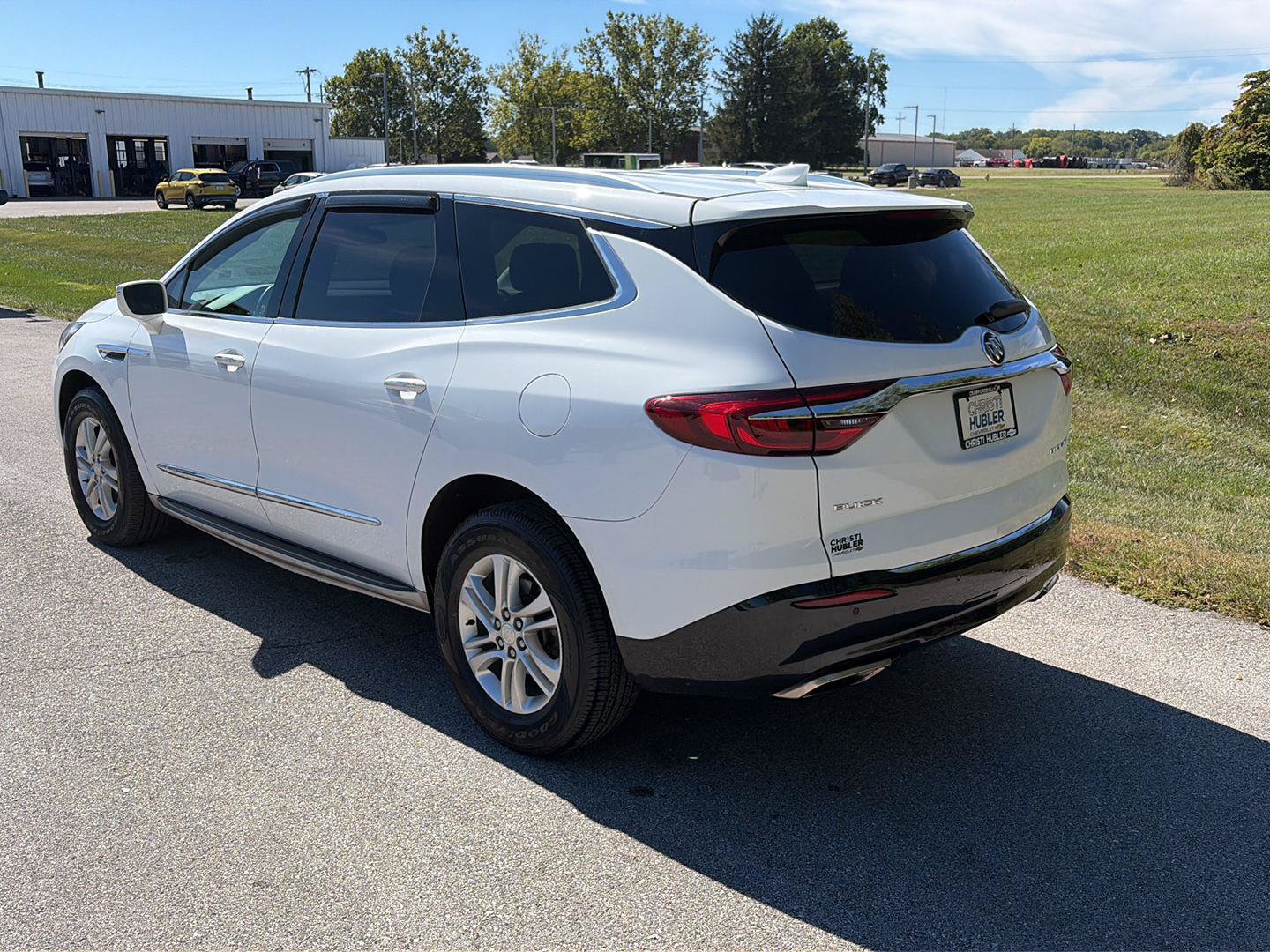 Used 2018 Buick Enclave Premium w/ Trailering Package FWD image 3